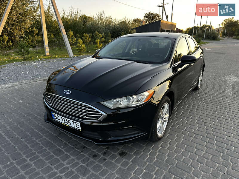 Седан Ford Fusion 2017 в Львові