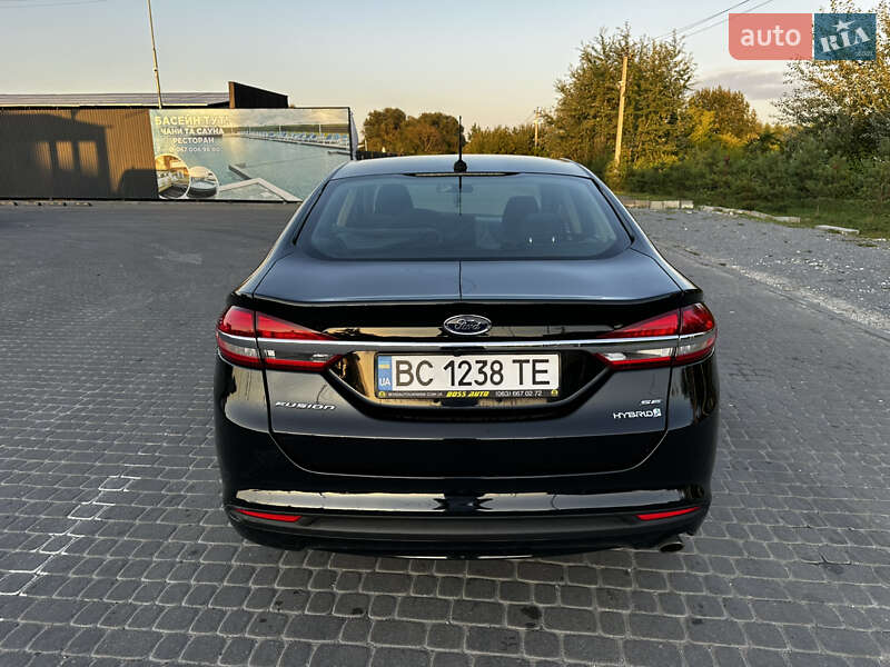 Седан Ford Fusion 2017 в Львові