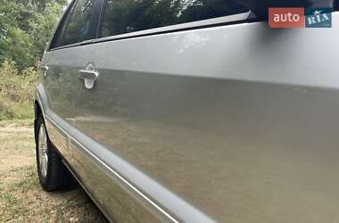 Хэтчбек Ford Fusion 2012 в 