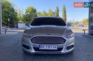 Седан Ford Fusion 2015 в 