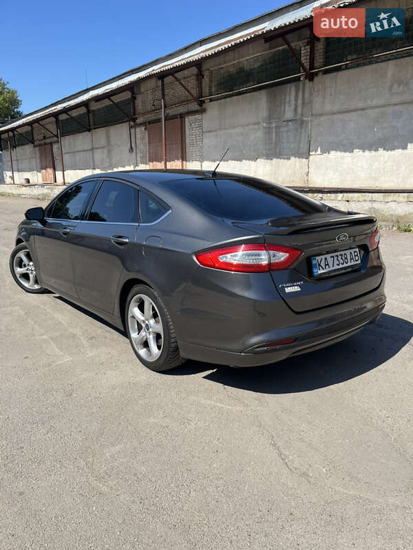 Седан Ford Fusion 2016 в Києві