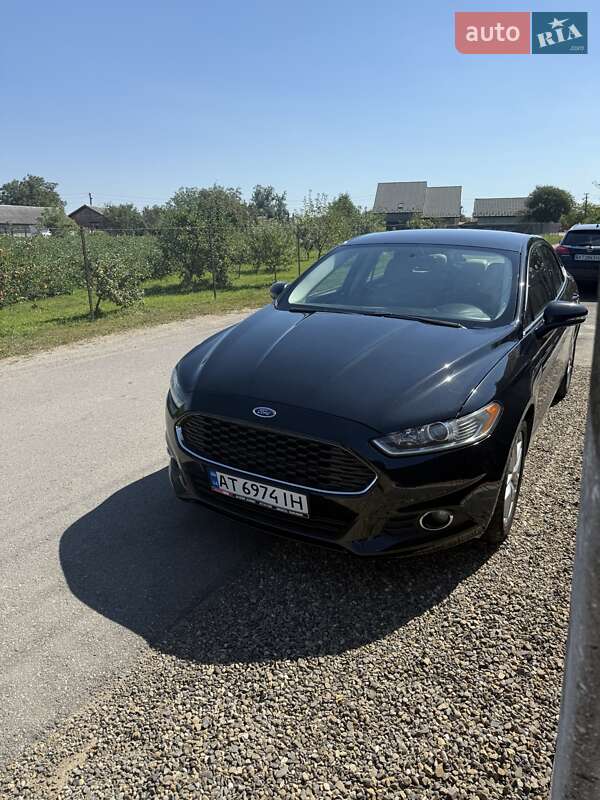 Седан Ford Fusion 2014 в 