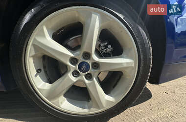Седан Ford Fusion 2014 в 