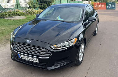 Седан Ford Fusion 2015 в 