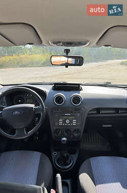Хетчбек Ford Fusion 2006 в 