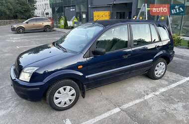 Хэтчбек Ford Fusion 2004 в Ровно