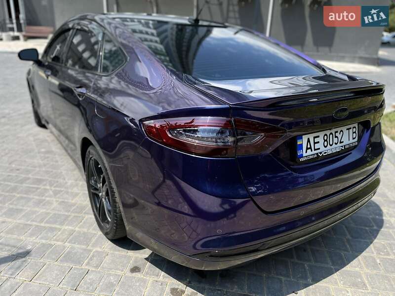 Седан Ford Fusion 2014 в Одесі