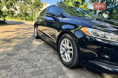 Седан Ford Fusion 2013 в 