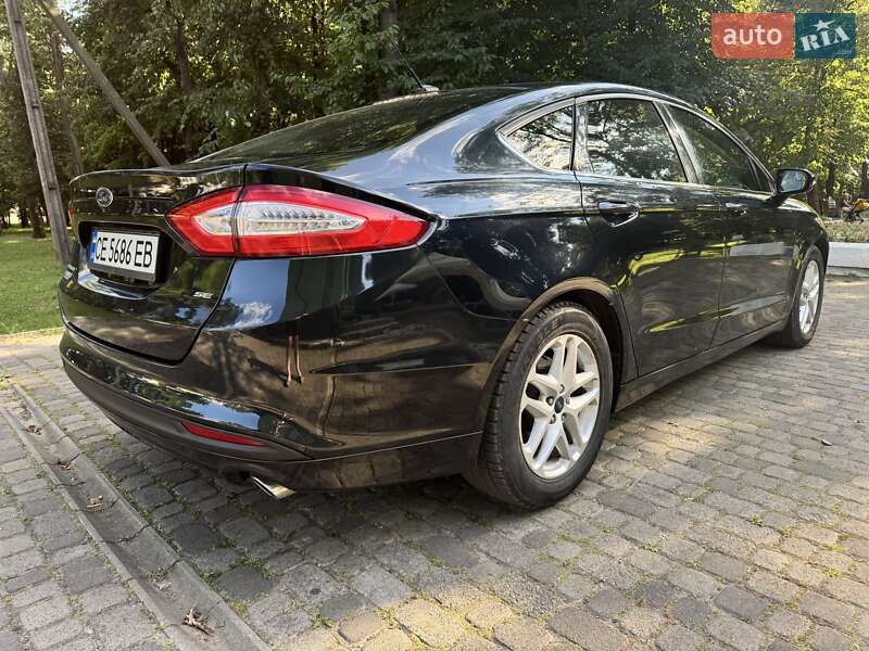 Седан Ford Fusion 2013 в 