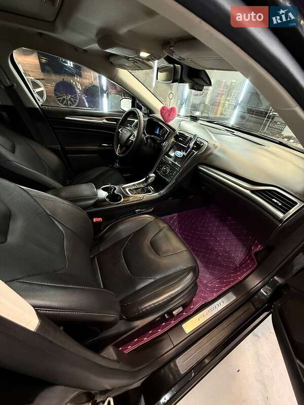 Седан Ford Fusion 2014 в Одесі