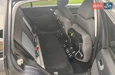 Хэтчбек Ford Fusion 2006 в 