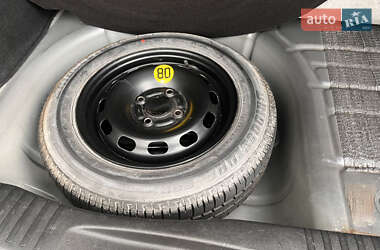 Хэтчбек Ford Fusion 2006 в 