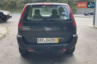 Хэтчбек Ford Fusion 2005 в 