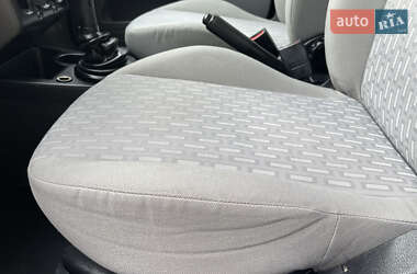 Хэтчбек Ford Fusion 2005 в 