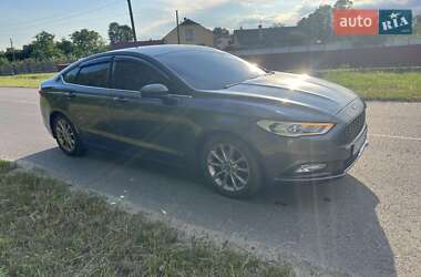 Седан Ford Fusion 2016 в 
