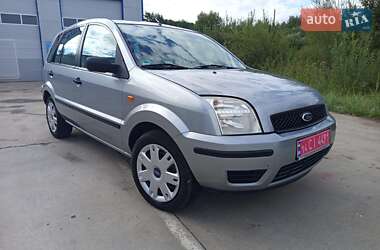 Хетчбек Ford Fusion 2005 в Косові