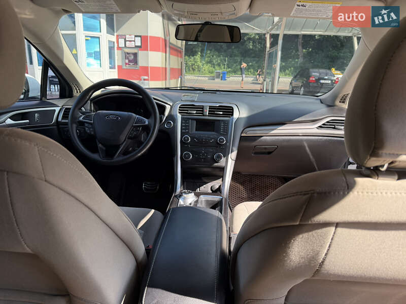 Седан Ford Fusion 2017 в Киеве