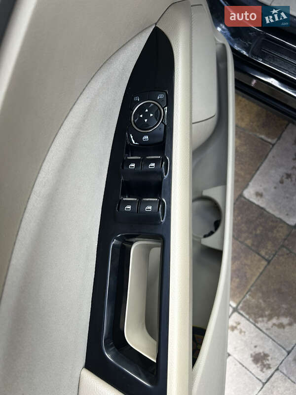 Седан Ford Fusion 2014 в Львове фото 34 Седан Ford Fusion 2014 в Львове