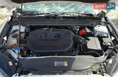 Седан Ford Fusion 2014 в 