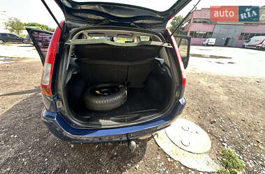 Хэтчбек Ford Fusion 2010 в 