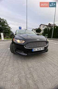 Седан Ford Fusion 2014 в 