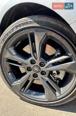 Седан Ford Fusion 2016 в Широком
