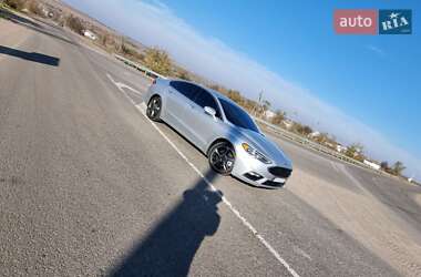 Седан Ford Fusion 2016 в Широком