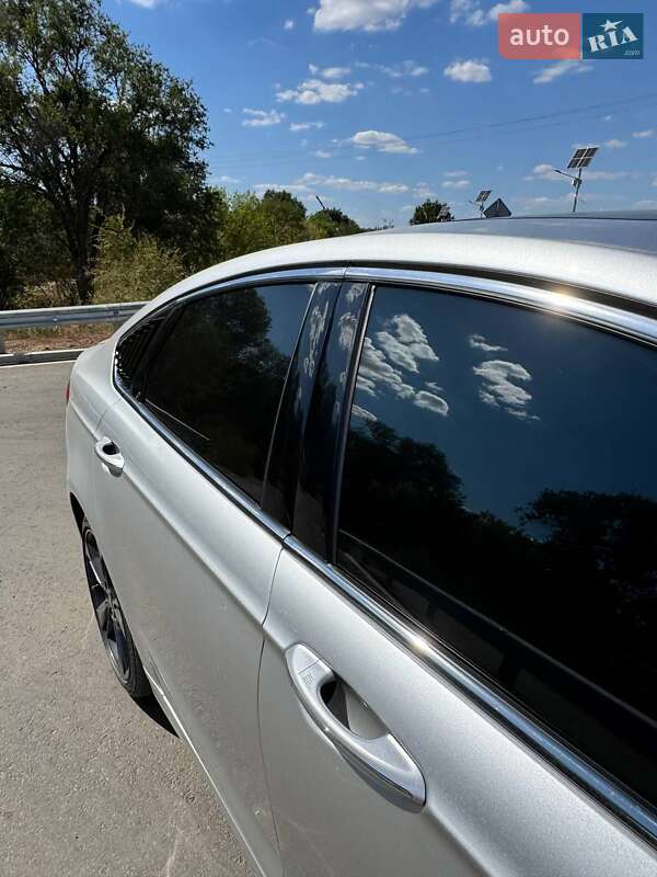 Седан Ford Fusion 2016 в Херсоні