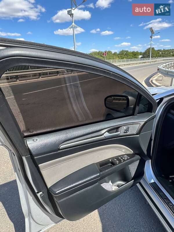 Седан Ford Fusion 2016 в Херсоні