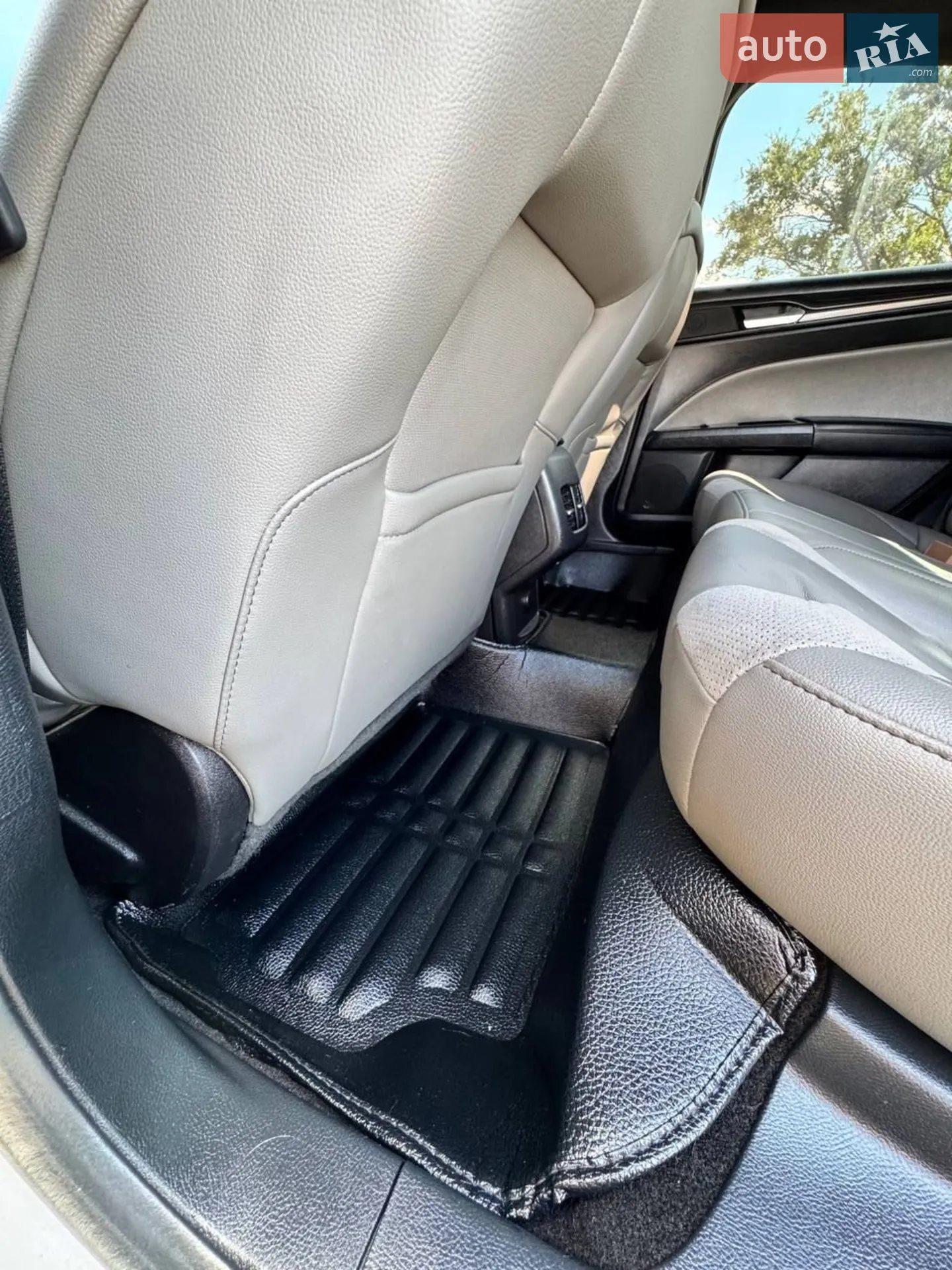 2016 Ford Fusion - мініатюра 46