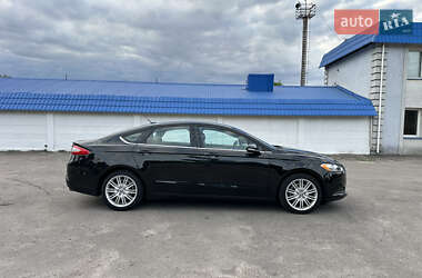 Седан Ford Fusion 2013 в 