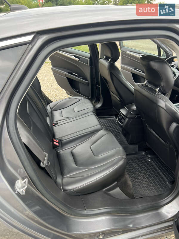 Седан Ford Fusion 2014 в Ивано-Франковске