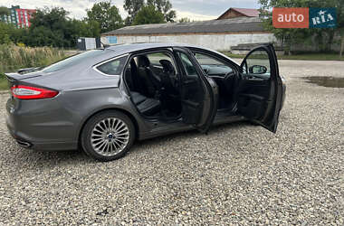 Седан Ford Fusion 2014 в 