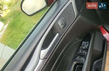 Седан Ford Fusion 2016 в 