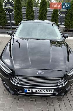 Седан Ford Fusion 2016 в 