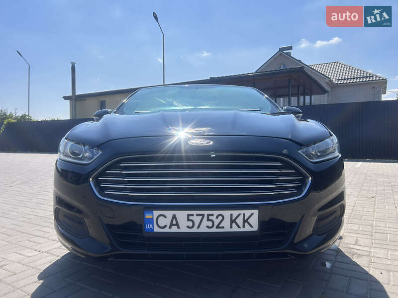 Седан Ford Fusion 2016 в Черкассах