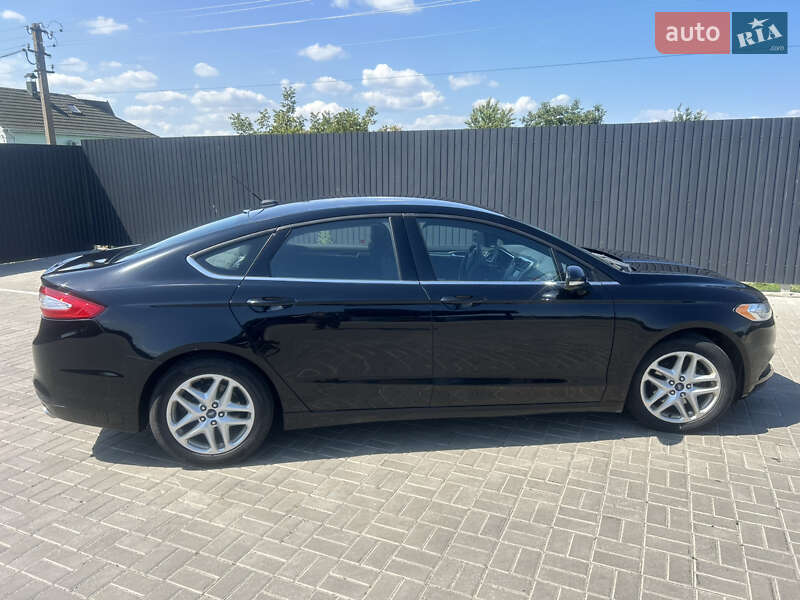 Седан Ford Fusion 2016 в Черкассах