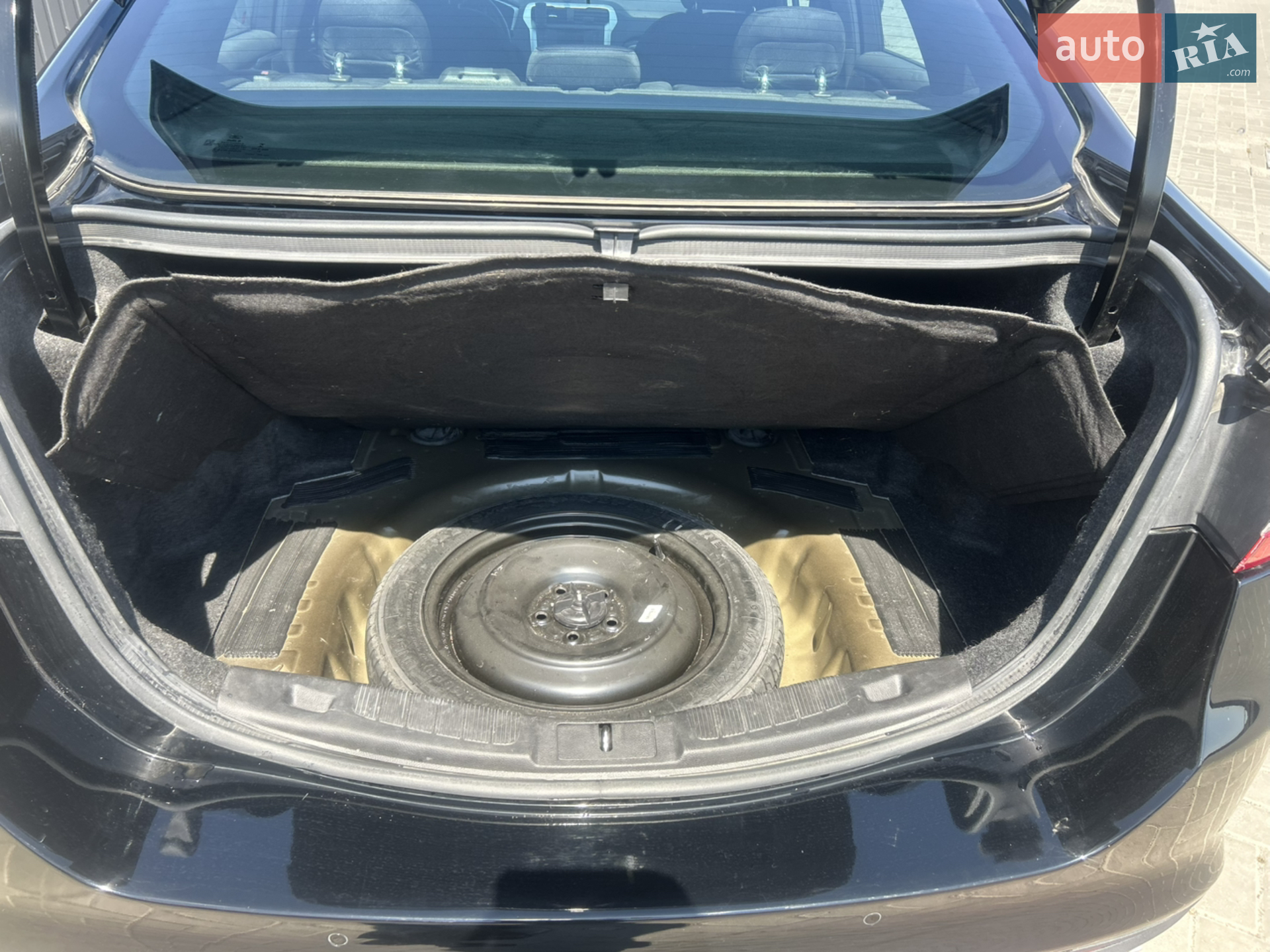 2016 Ford Fusion - мініатюра 25