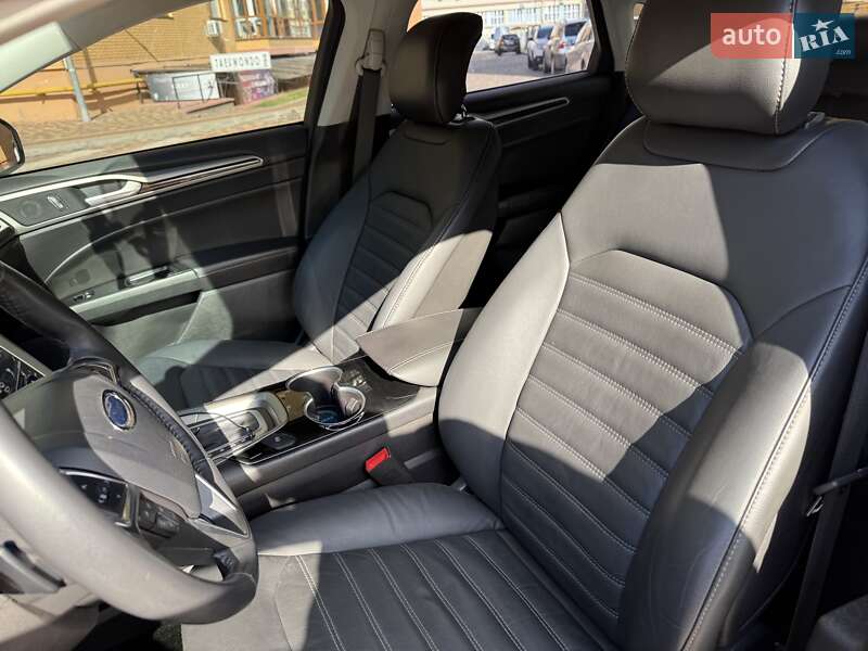 Седан Ford Fusion 2014 в Вінниці фото 44 Седан Ford Fusion 2014 в Вінниці