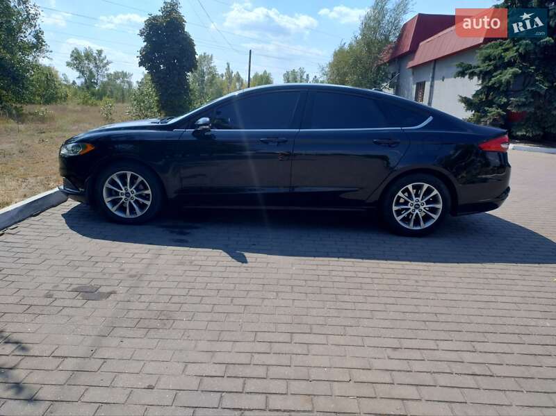 Седан Ford Fusion 2016 в Павлограде