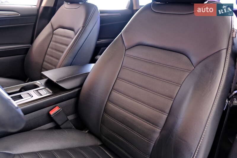 Седан Ford Fusion 2017 в Одессе