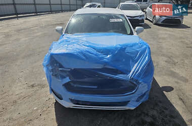 Седан Ford Fusion 2016 в 