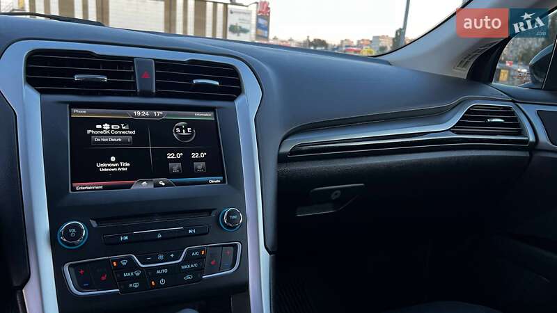 Седан Ford Fusion 2015 в Харькове