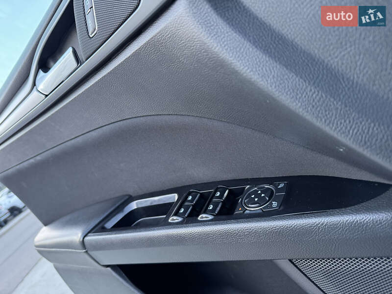 Седан Ford Fusion 2014 в Києві