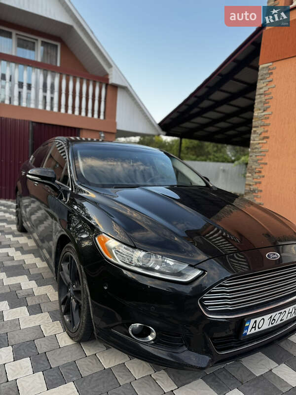 Седан Ford Fusion 2014 в Перечине