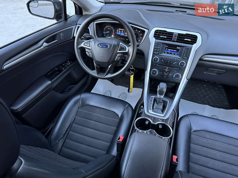 Седан Ford Fusion 2014 в Києві