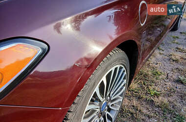 Седан Ford Fusion 2016 в 