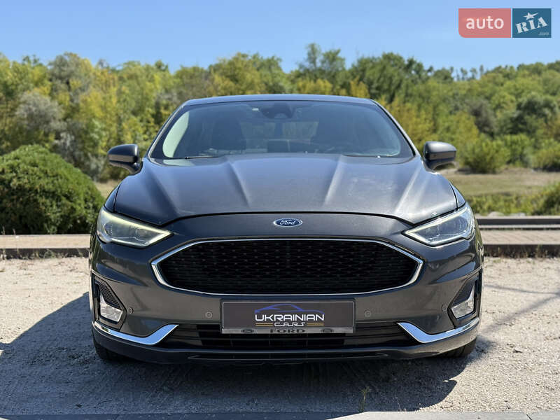 Седан Ford Fusion 2019 в Днепре