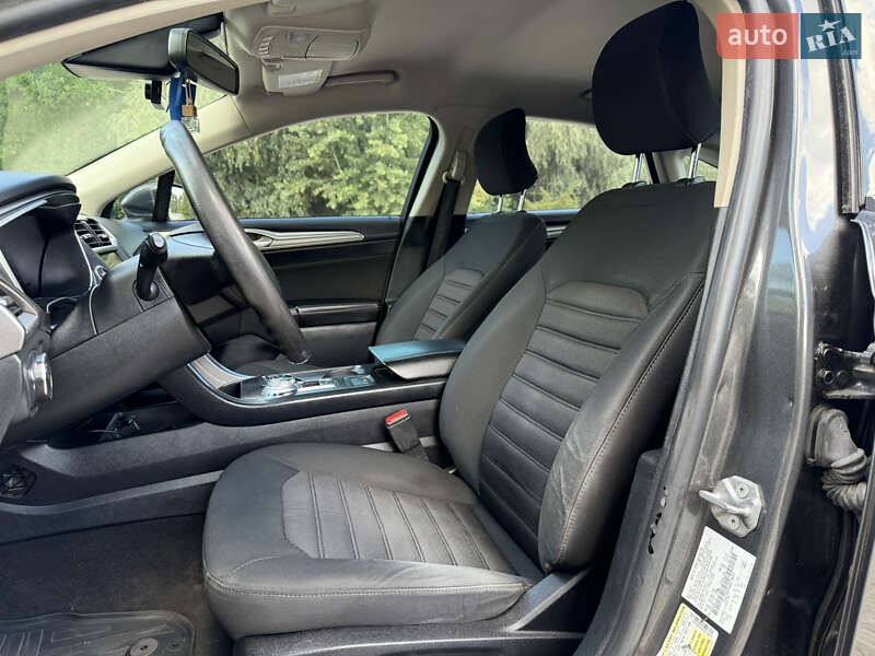 Седан Ford Fusion 2019 в Днепре