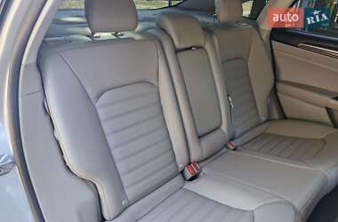 Седан Ford Fusion 2018 в 